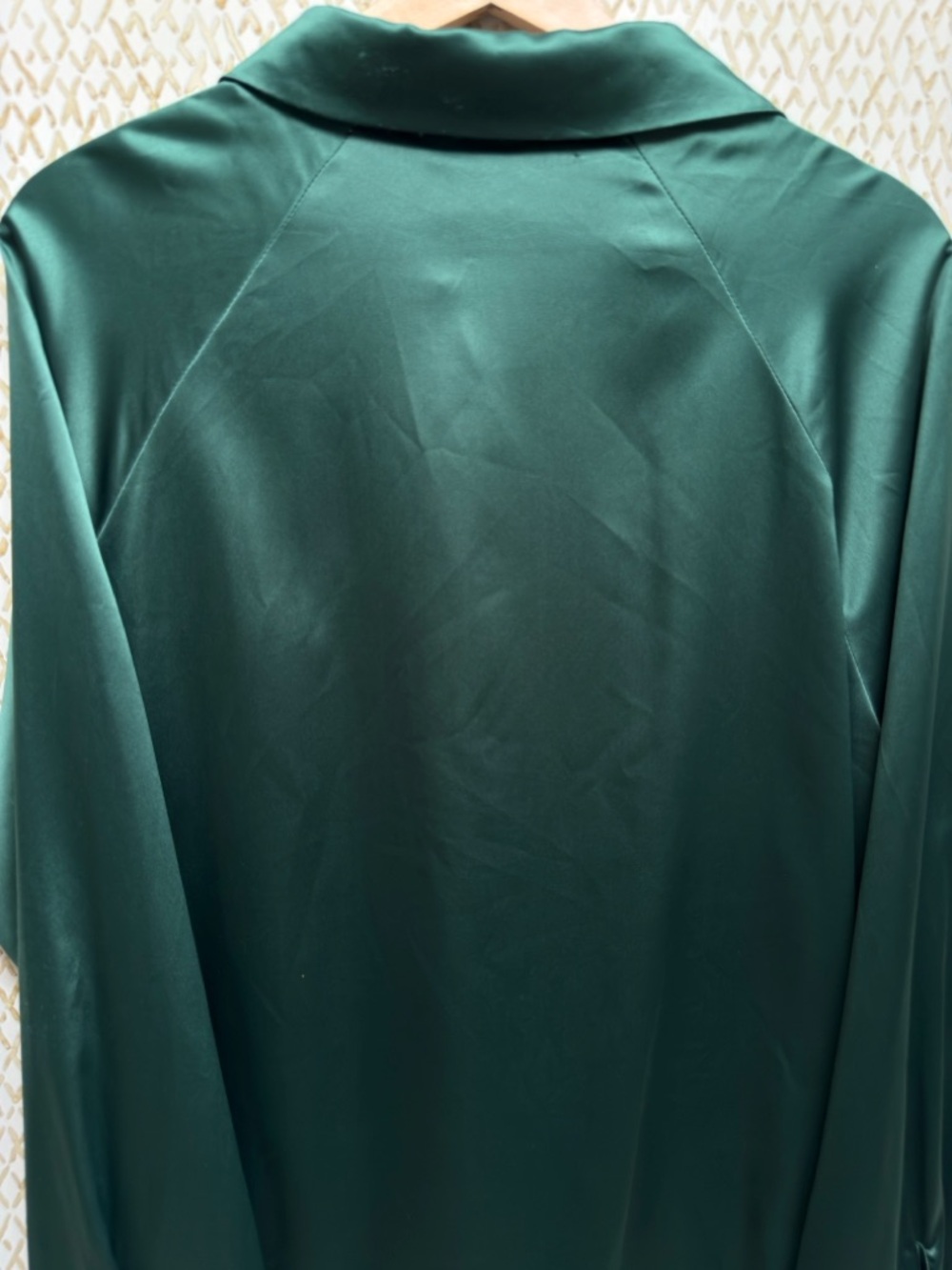 HYFVE Satin Button Down Shirt Forest Green Oversized Silky Blouse Size L - Picture 5 of 9